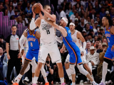 NBA：掘金三大主力出问题，约老师独木难支，雷霆或躺进西决！