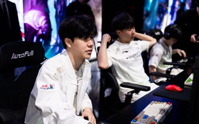 LPL：灵性偷家连胜终止     FPX突施冷箭2比0横扫IG！